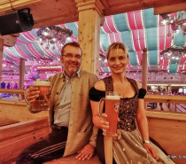 Tradition und Moderne – das Volksfest feiert seine 175. Auflage auf dem Cannstatter Wasen Tradition und Moderne – das Volksfest feiert seine 175. Auflage auf dem Cannstatter Wasen