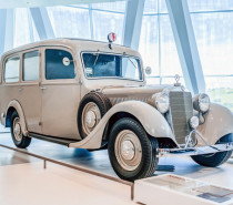 Ohne Blaulicht und Tatütata: Mercedes-Benz 320 Krankenwagen aus dem Jahr 1937