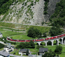 Von Gletschern zu Palmen mit dem Bernina Express