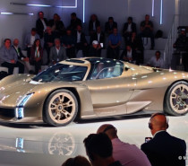 Neue Sonderausstellung im Porsche Museum zum Jubiläum „75 Jahre Porsche Sportwagen“ Neue Sonderausstellung im Porsche Museum zum Jubiläum „75 Jahre Porsche Sportwagen“