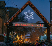Stuttgarter Weihnachtsmarkt: Zur Adventszeit verwandelt sich die City in ein vorweihnachtliches Lichtermeer