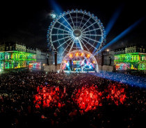 Rund 14.000 Menschen feiern gemeinsam den Jahreswechsel auf dem Schlossplatz