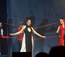„The Ballroom“ im Friedrichsbau-Varieté Stuttgart – Eine Reise in eine Welt der Freiheit und Ekstase „The Ballroom“ im Friedrichsbau-Varieté Stuttgart – Eine Reise in eine Welt der Freiheit und Ekstase