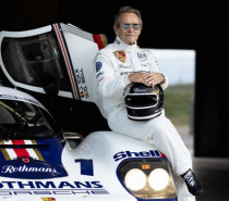 Porsche gratuliert Jacky Ickx zum 80. Geburtstag Porsche gratuliert Jacky Ickx zum 80. Geburtstag