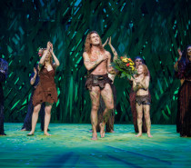 Alexander Klaws begeistert Stuttgarts Musicalpublikum als Dschungelheld Tarzan Alexander Klaws begeistert Stuttgarts Musicalpublikum als Dschungelheld Tarzan