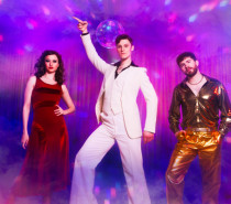 Veranstaltungstipp + Gewinnspiel: „SATURDAY NIGHT FEVER – Das Kult-Musical“ feiert Tourstart in Stuttgart Veranstaltungstipp + Gewinnspiel: „SATURDAY NIGHT FEVER – Das Kult-Musical“ feiert Tourstart in Stuttgart