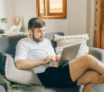 Effizient arbeiten, clever organisieren: So gelingt produktives Homeoffice Effizient arbeiten, clever organisieren: So gelingt produktives Homeoffice